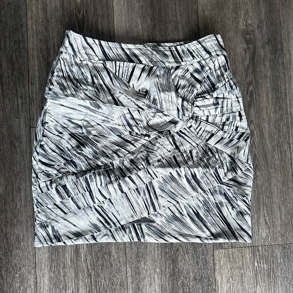 Leifsdottir Skirt